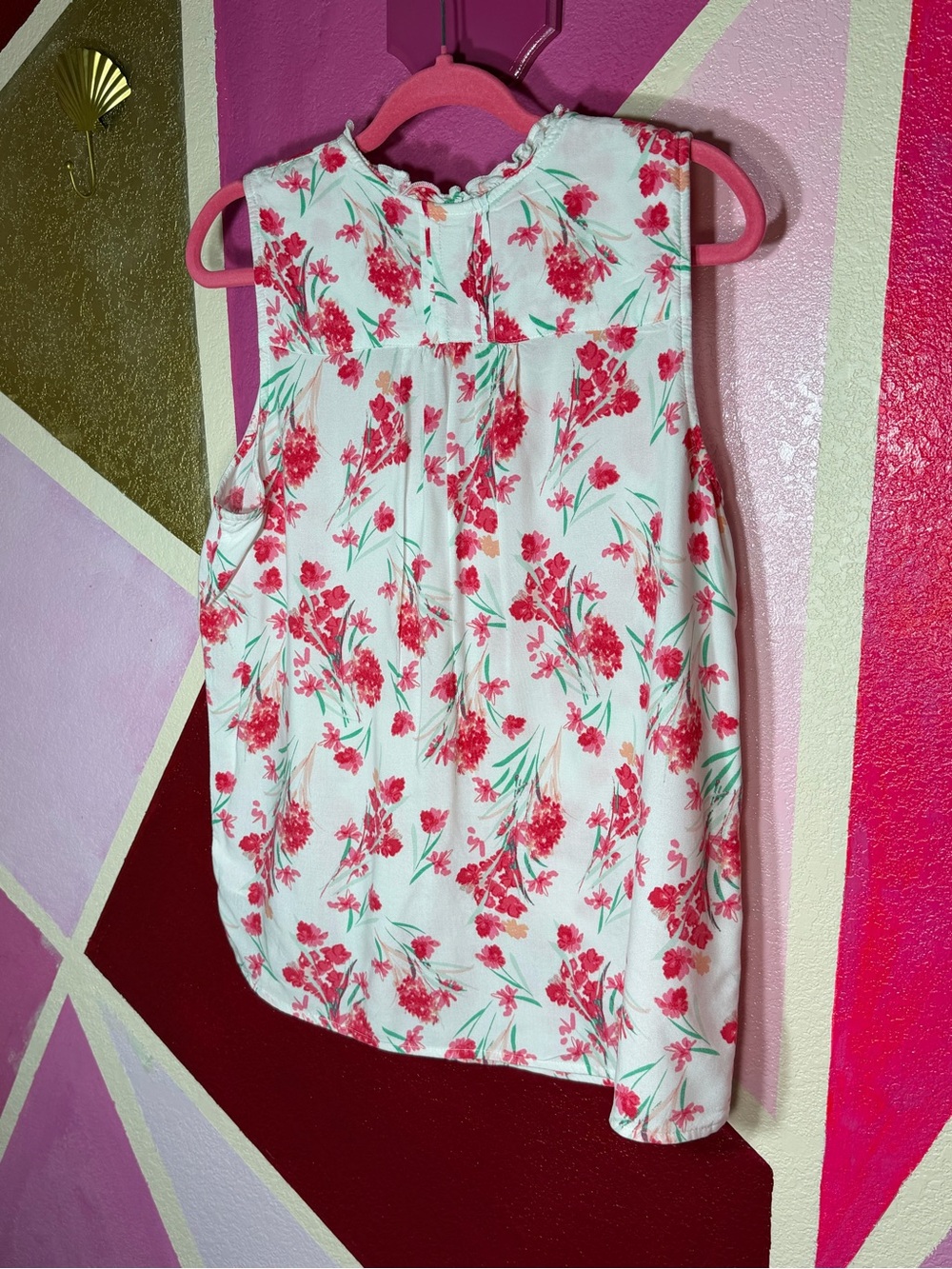 Faded Glory Pink Floral Sleeveless Pintuck Blouse Size L (12-14) - Picture 8 of 15